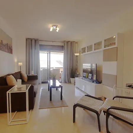1139 - Center Modern 300 Meter Beach *