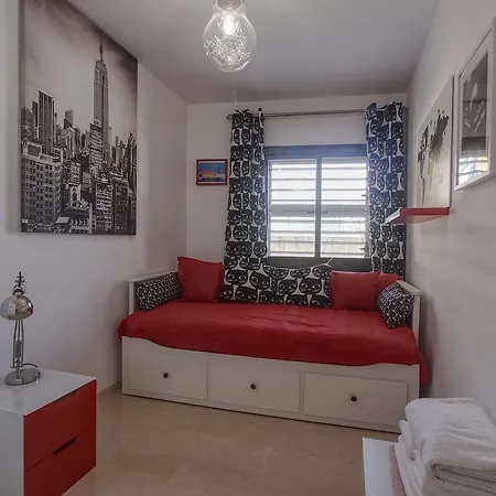 1139 - Center Modern 300 Meter Beach Appartement *